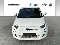 Second-hand Fiat 500e 69 kW (95 CP) 2025 Alb Berlinǎ