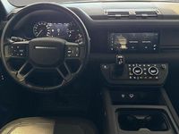 Gebraucht Land Rover Defender SE Dynamic 252 PS (185 kW) 2023 Santorini black SUV