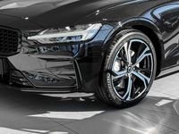 Neu Volvo V60 Plus 197 PS (144 kW) 2026 Onyx black / metallic Kombi