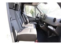 Gebraucht Mercedes Sprinter 150 PS (110 kW) 2023 Weiß Van