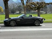 Gebraucht Jaguar F-Type R-Dynamic 300 PS (220 kW) 2021 Schwarz Cabrio