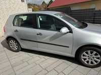 Gebraucht VW Golf IV Trendline 116 PS (85 kW) 2004 Silber Limousine