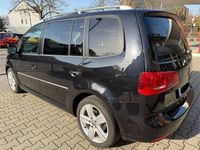 Gebraucht VW Touran Highline 140 PS (102 kW) 2010 Schwarz Van / Kleinbus