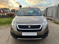 gebraucht Peugeot Partner Tepee Active 1.6 HDI *Klima*Navi*Euro6*