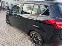 Second-hand Ford B-MAX Titanium 101 CP (74 kW) 2014 Negru Monovolum