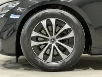 Gebraucht Mercedes E220 Avantgarde 197 PS (144 kW) 2025 Schwarz Limousine