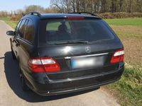 Gebraucht Mercedes E200 163 PS (119 kW) 2004 Schwarz Kombi