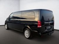 Gebraucht Mercedes V300 Avantgarde 237 PS (174 kW) 2024 Obsidianschwarz Van / Kleinbus