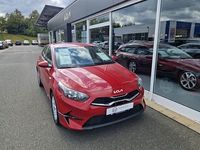 Neu Kia Ceed Vision 150 PS (110 kW) 2025 Rot Kleinwagen