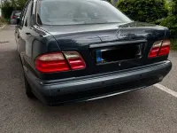 Gebraucht Mercedes E200 Classic 163 PS (119 kW) 2001 Schwarz Limousine