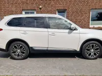 Gebraucht Mitsubishi Outlander Edition 150 PS (110 kW) 2017 Weiß SUV