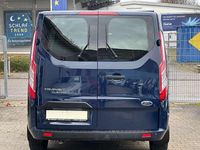 Gebraucht Ford Transit 105 PS (77 kW) 2022 Blazerblau Van / Kleinbus