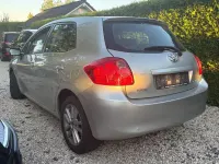 Gebraucht Toyota Auris Sol 124 PS (91 kW) 2008 Silber Kleinwagen