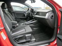 Gebraucht Audi A3 Comfort 150 PS (110 kW) 2025 Rot / progressivrot Limousine
