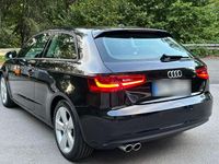 Gebraucht Audi A3 Attraction 150 PS (110 kW) 2013 Schwarz Kombi