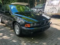 Gebraucht BMW 523 170 PS (125 kW) 1998 Schwarz Limousine