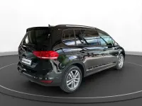 Neu VW Touran Comfortline 150 PS (110 kW) 2026 Grenadillschwarz metallic Van / Kleinbus