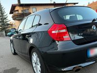 Gebraucht BMW 116 Advantage 122 PS (89 kW) 2010 Schwarz Kleinwagen
