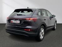 Gebraucht Audi Q4 e-tron Comfort 144 kW (197 PS) 2022 Auroraviolett metallic SUV