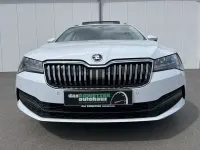 Gebraucht Skoda Superb Ambition 150 PS (110 kW) 2022 Weiß Kombi