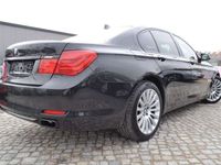 gebraucht BMW 750 i /N-VISION/SOFT-C/KEY-LESS/TOTWINKEL/S-HEFT