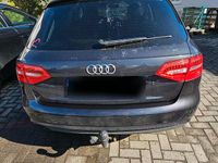 Gebraucht Audi A4 Ambiente 143 PS (105 kW) 2013 Grau Kombi