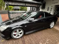 Gebraucht Opel Astra 140 PS (102 kW) 2007 Schwarz Cabrio