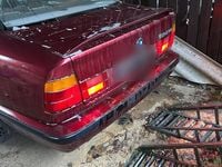 Second-hand BMW 524 115 CP (84 kW) 1990 Roșu Berlinǎ