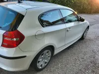 Gebraucht BMW 116 122 PS (89 kW) 2010 Weiß Kleinwagen