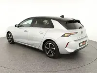 Usado Opel Astra 131 HP (96 kW) 2025 Prateado Citadino