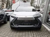 Gebraucht Toyota C-HR 140 PS (102 kW) 2025 Silver metallic / black SUV