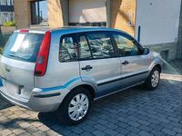 Gebraucht Ford Fusion Ambiente 80 PS (58 kW) 2005 Silber Kleinwagen