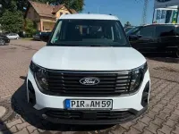 Gebraucht Ford Tourneo Courier Titanium 125 PS (91 kW) 2024 Weiß Van / Kleinbus