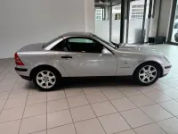 Gebraucht Mercedes SLK230 197 PS (144 kW) 1999 Silber Cabrio