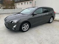 Gebraucht Ford Focus 120 PS (88 kW) 2020 Grau Limousine