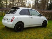 Gebraucht Nissan Micra 60 PS (44 kW) 2010 Weiß Kleinwagen