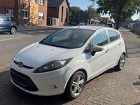 Gebraucht Ford Fiesta Trend 75 PS (55 kW) 2009 Weiß Limousine