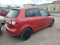Gebraucht VW Golf VI 122 PS (89 kW) 2008 Rot Kleinwagen