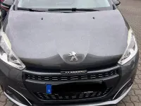 Gebraucht Peugeot 208 Active 68 PS (50 kW) 2017 Grau Kleinwagen