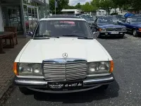 Gebraucht Mercedes E280 185 PS (136 kW) 1982 Weiß Limousine