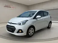 Gebraucht Hyundai i10 Style 87 PS (63 kW) 2016 Weiss Kleinwagen