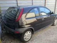 Usata Opel Corsa 75 CV (55 kW) 2002 Nero Utilitaria