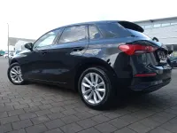 Gebraucht Audi A3 Sport 116 PS (85 kW) 2023 Brillantschwarz Limousine