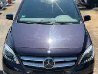 Gebraucht Mercedes B220 184 PS (135 kW) 2014 Violett Kleinwagen