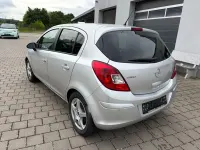 Używany Opel Corsa Edition 101 KM (74 kW) 2010 Srebrny Hatchback