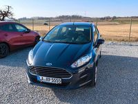 Gebraucht Ford Fiesta 65 PS (47 kW) 2014 Blau Kleinwagen