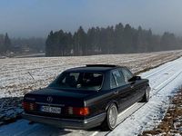 Gebraucht Mercedes 560 299 PS (219 kW) 1990 Grau Limousine