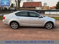 Gebraucht Skoda Octavia Elegance 140 PS (102 kW) 2015 Silber Kleinwagen