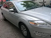 Gebraucht Ford Mondeo 140 PS (102 kW) 2013 Silber Limousine