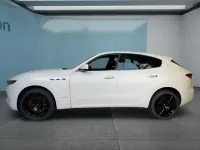 Gebraucht Maserati Levante 349 PS (256 kW) 2021 Weiß SUV